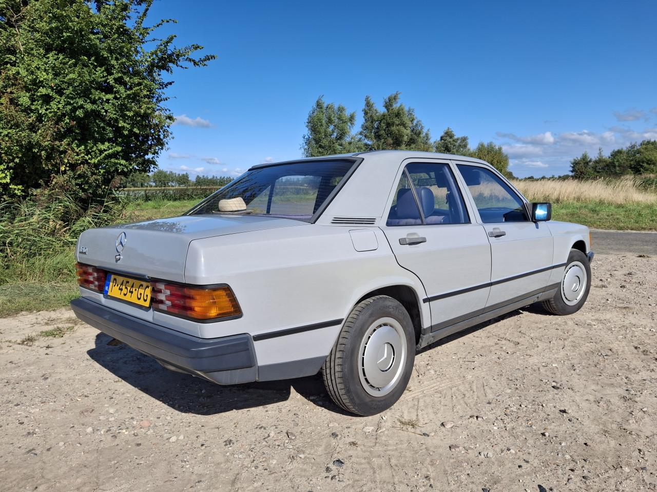 Mercedes 190 oldtimer 1984