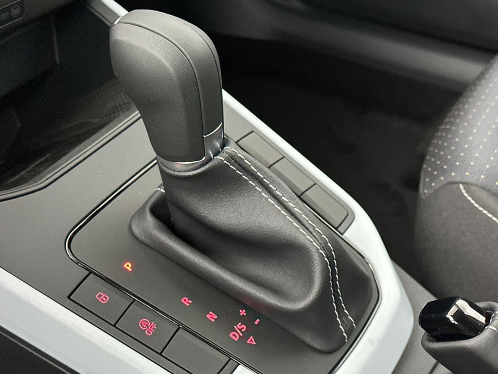 Seat Arona style business connect 1.0 85 kw / 115 pk ecotsi s