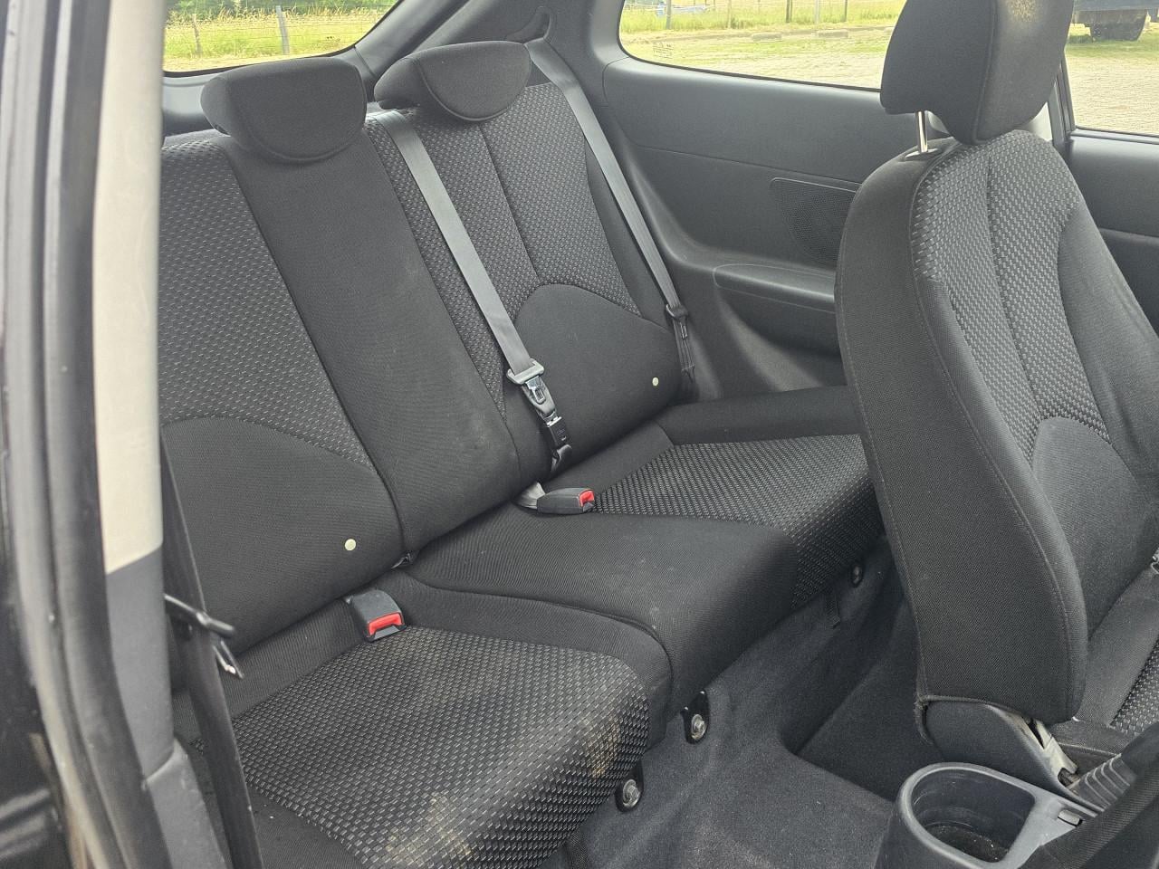 Hyundai Accent 1.4i Dynamic [12 maanden apk en een onderhoudsbeurt]