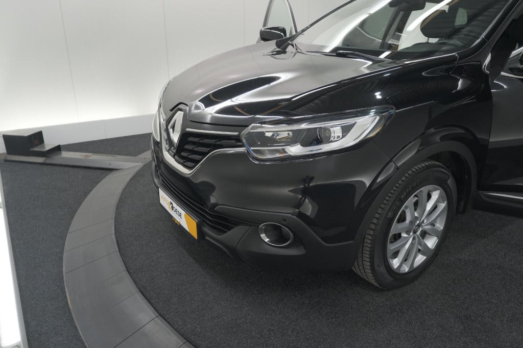 Renault Kadjar tce 130 edc intens | trekhaak | navigatie | parkeersensoren 
