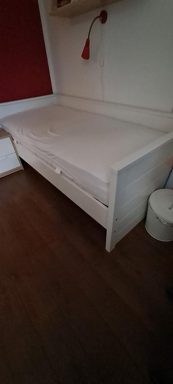 Witte Bedbank van Woood...