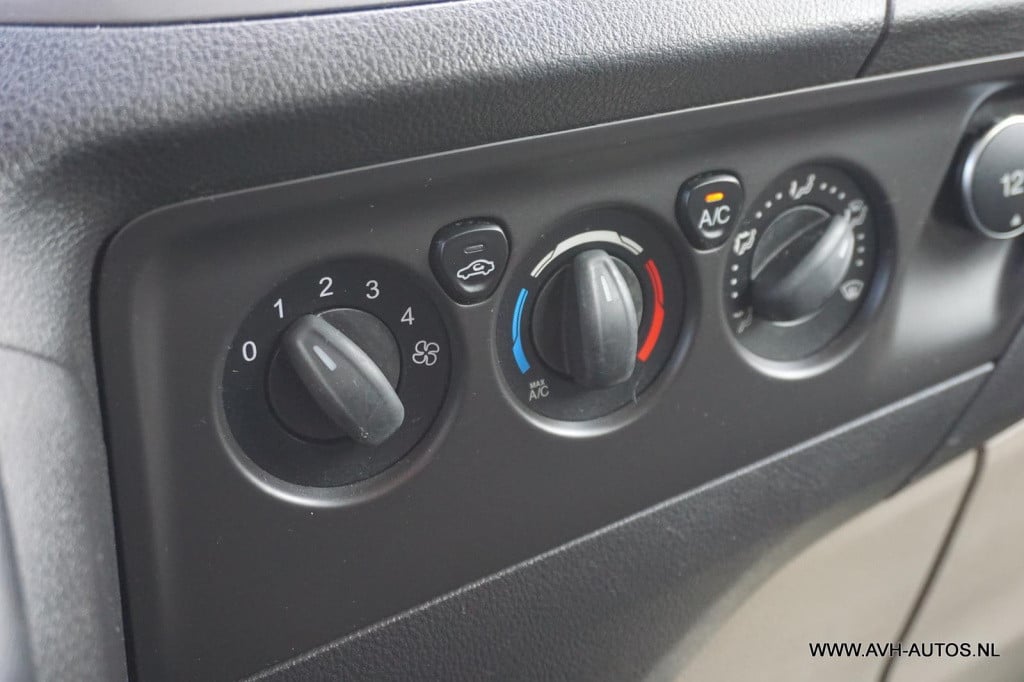 Ford Transit Custom 290 2.2 tdci l2h1 trend dubbel cabine