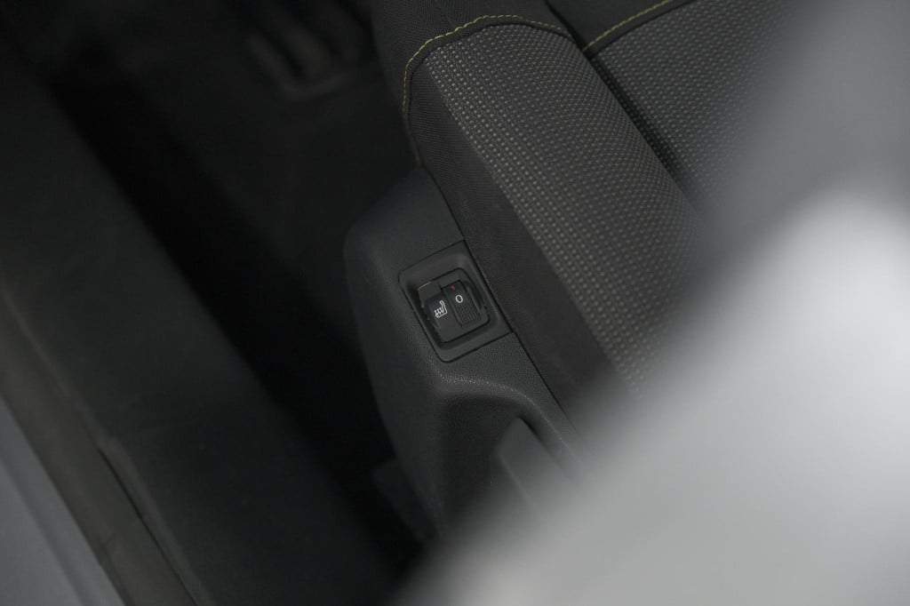 Citroen C3 puretech 82 c-series | trekhaak | camera | apple carplay | allse