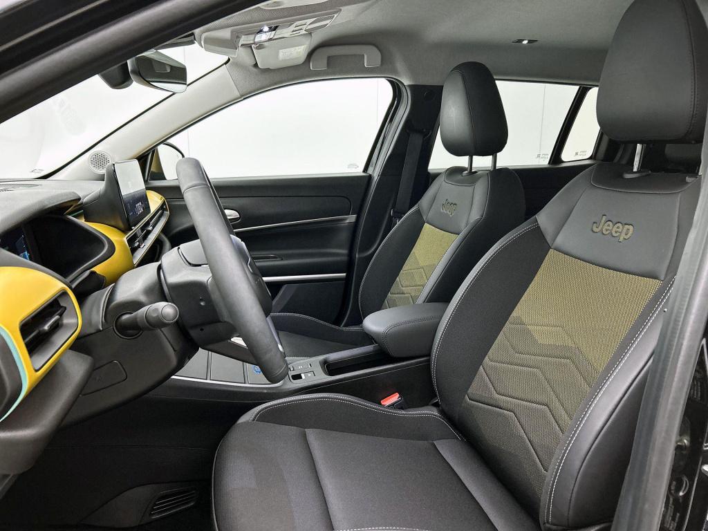 Jeep Avenger 1st edition 54 kwh | automaat | lmv | navigatie | climate cont