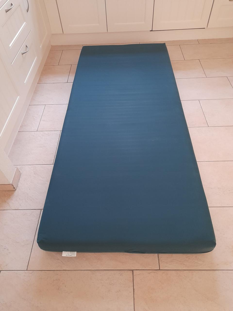 Matras anti decubitus 90 x 204  (in goede staat )