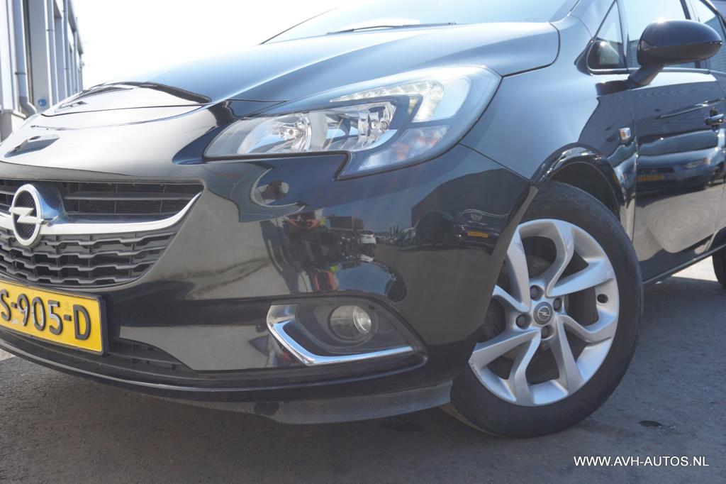Opel Corsa 1.4 online edition