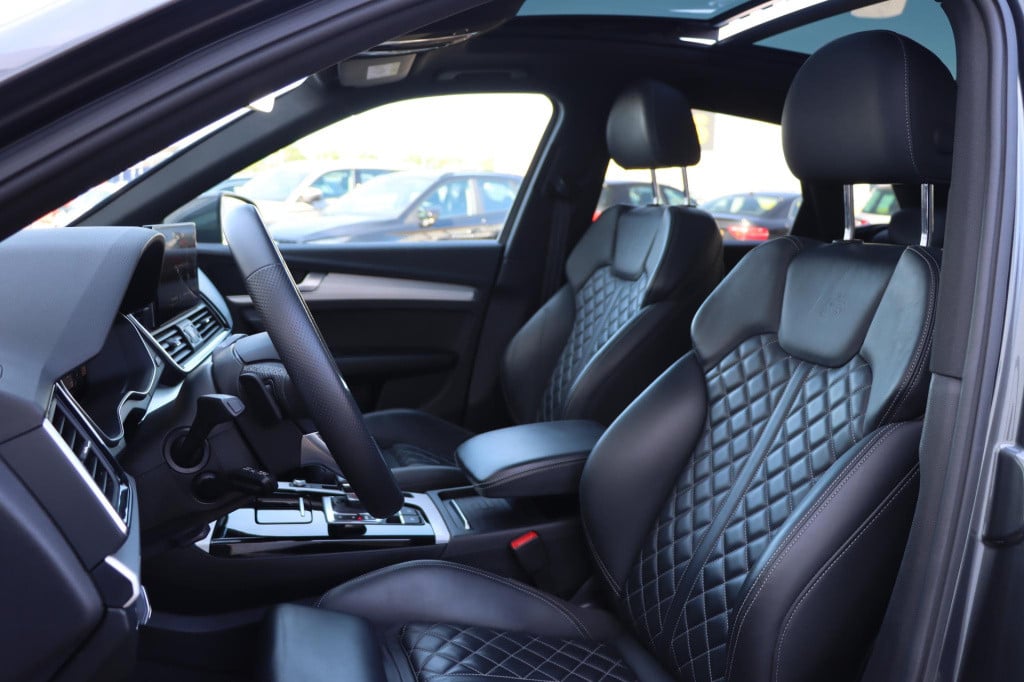 Audi Q5 50 tfsi e s edition 300pk s-tronic | rs stoelen
