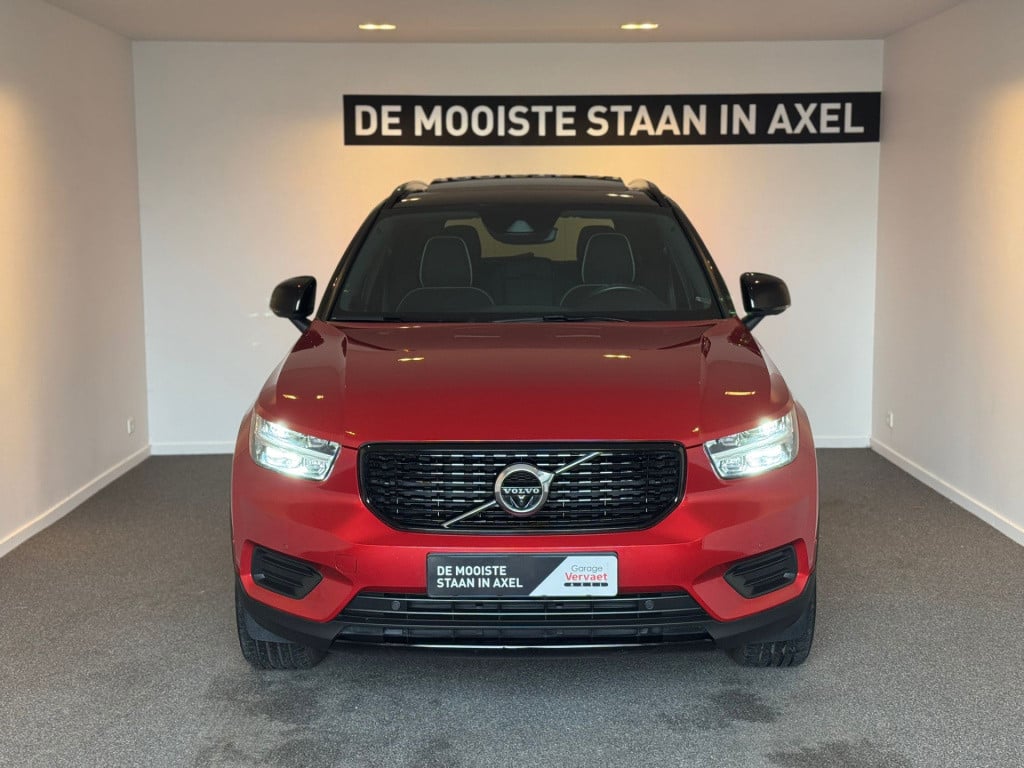 Volvo XC40 1.5 t5 twin engine r-design