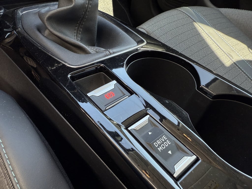 Peugeot 208 1.2 tubo 101pk allure // 3d cockpit //