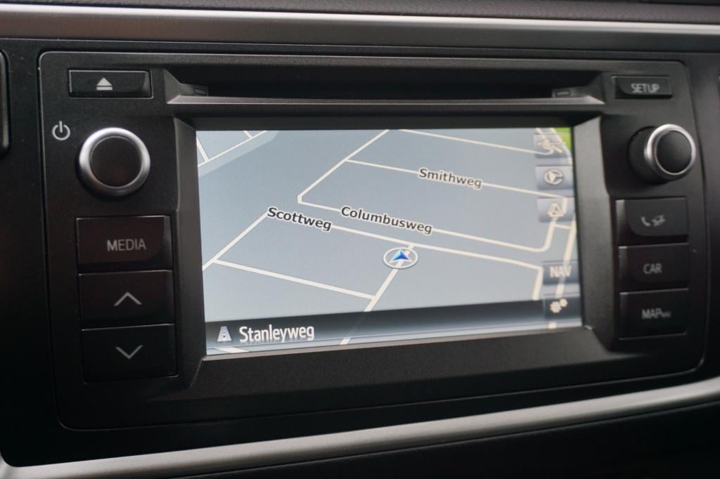 Toyota Auris 1.3 trend top 5 editie climate / navi / cruise / stoelverw. / 