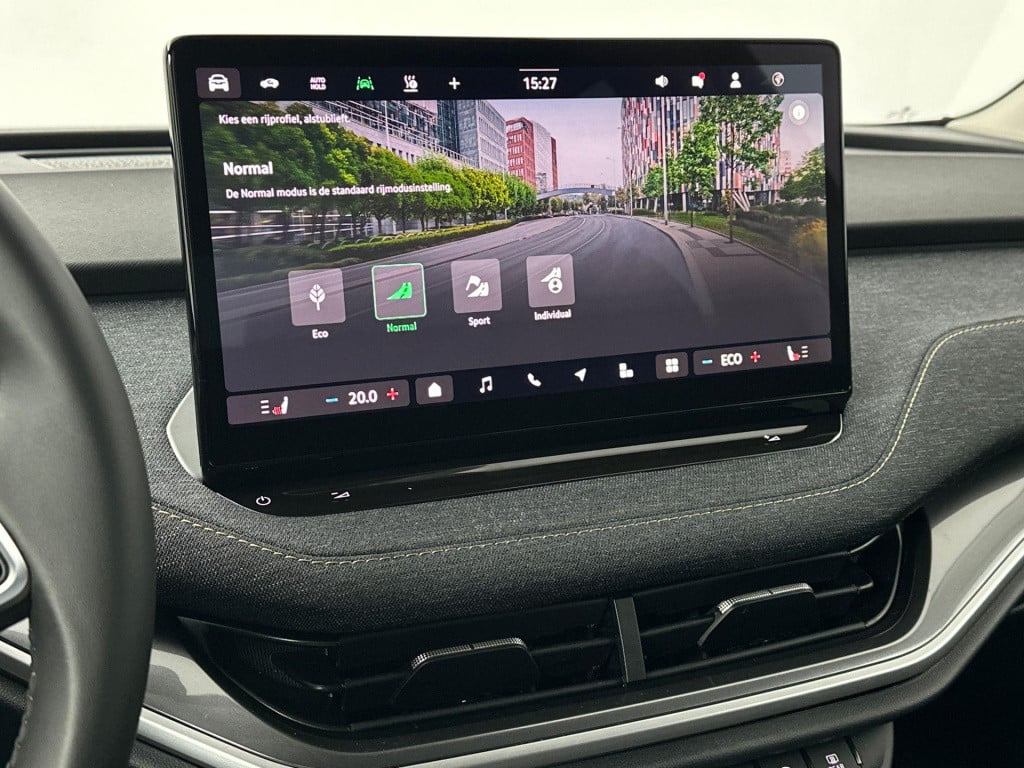 Skoda Elroq business edition tour elektromotor 210 kw / 286 pk