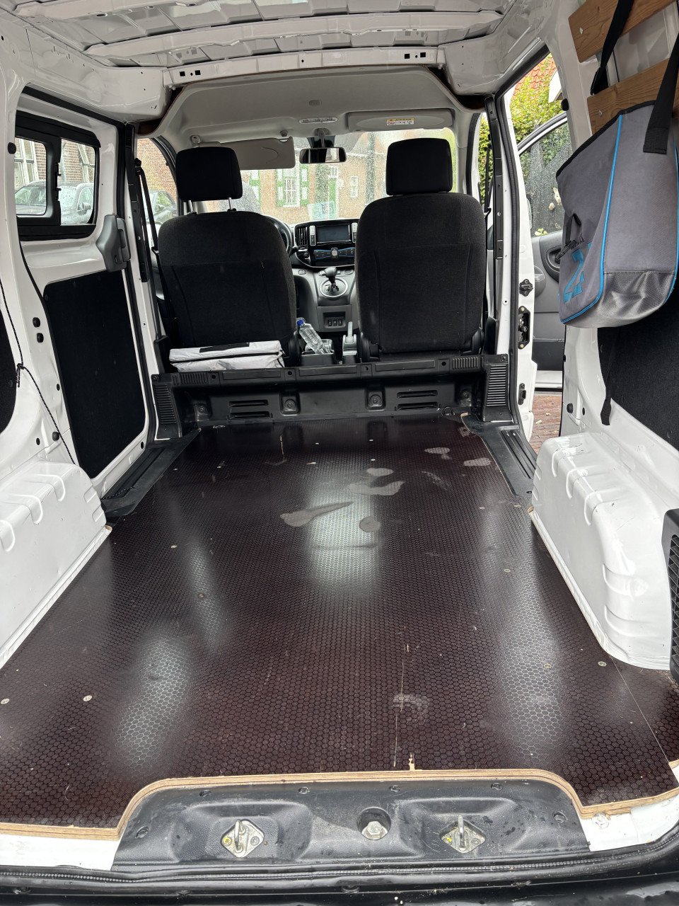 Nissan E NV 200