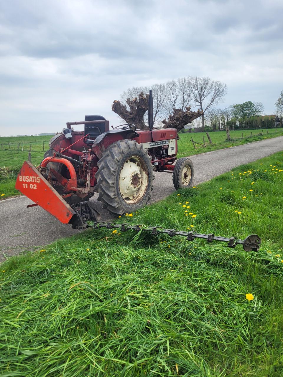 International 383 semi smalspoor