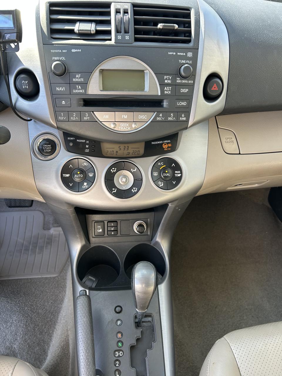 Toyota rav4 2.0i Automaat leder verw zitting apk bull bar trekhaak 93