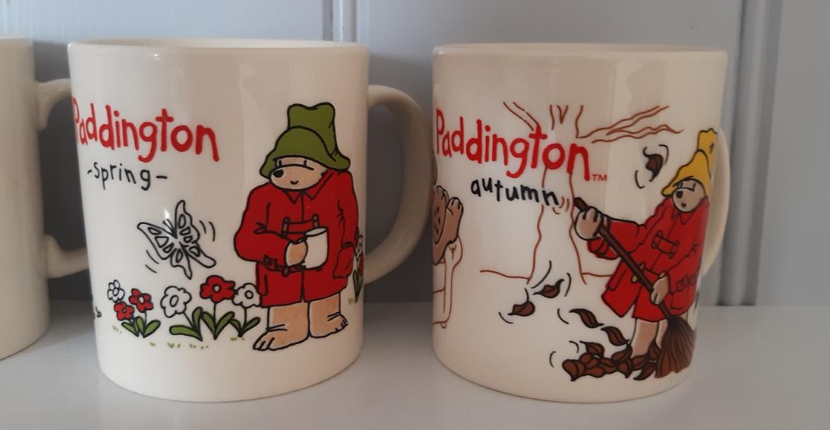Verschillende Paddington Beer mokken van Douwe Egberts
