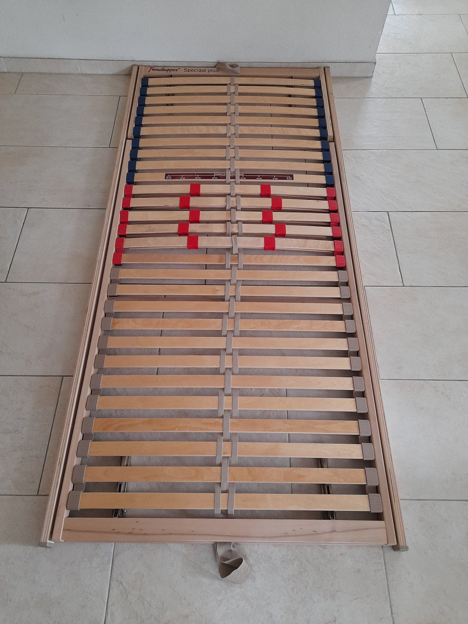 Verstelbare lattenbodem 90 x 200 (in goede staat )