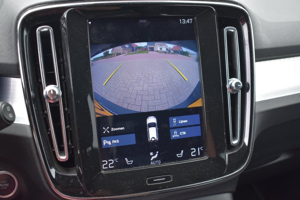 Volvo XC40 1.5 t3 leder | stuur en stoelverwarming | camera | apple carplay