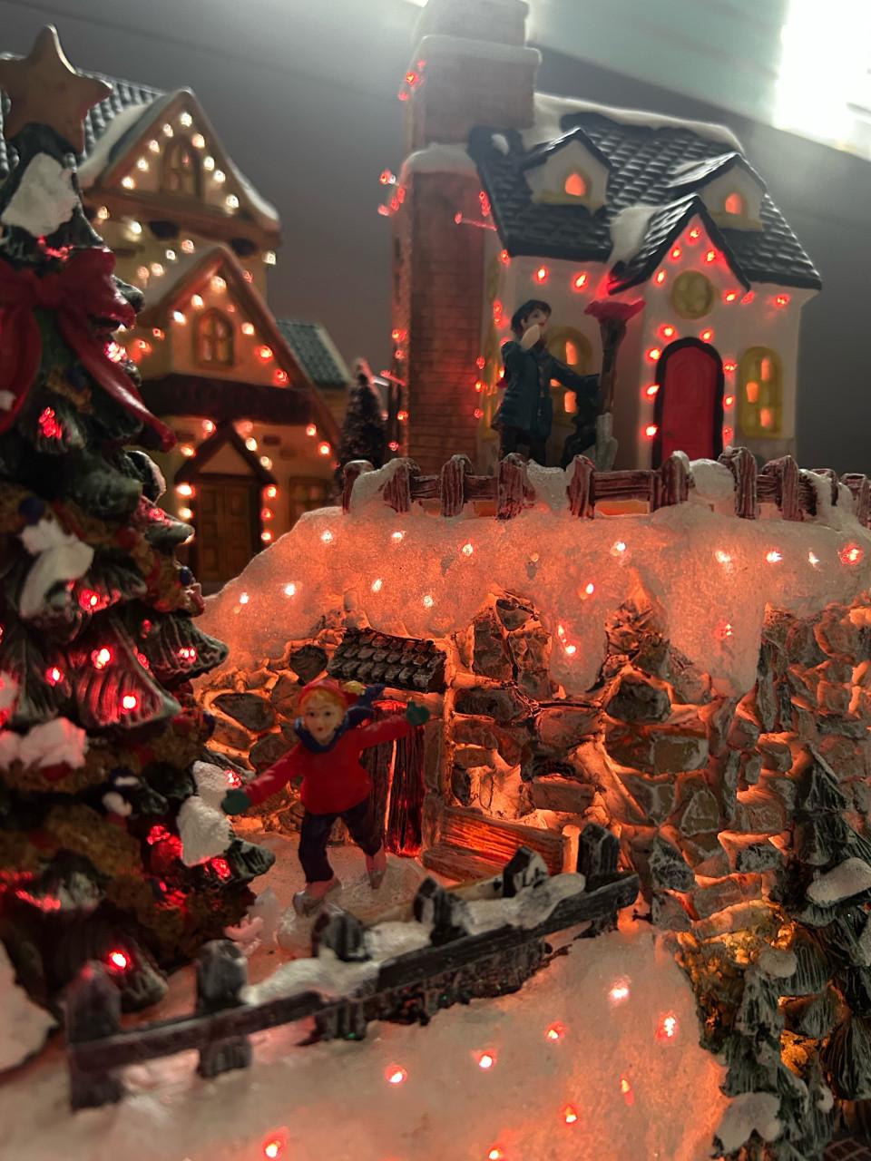 Vintage dickensville porcelein kersthuisjes