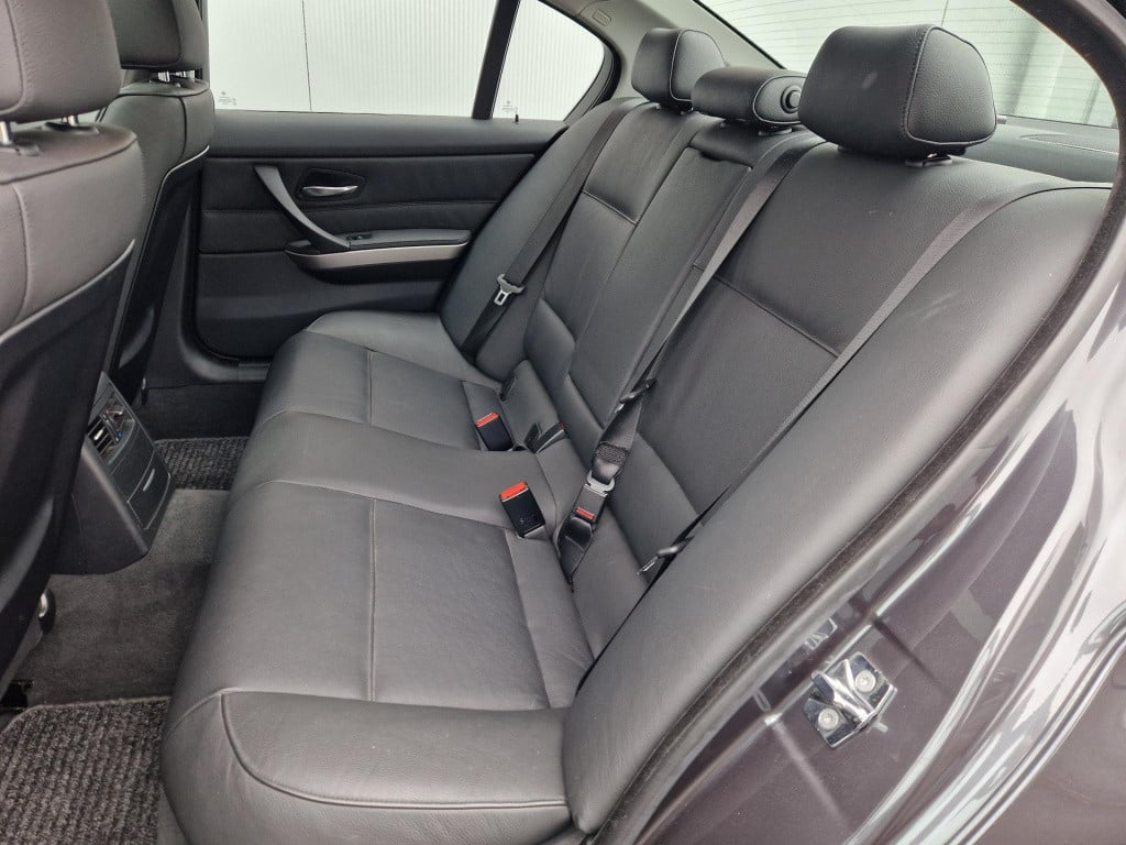 BMW 3-serie 320i executive