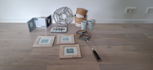 Decoratiespullen strandhuis.