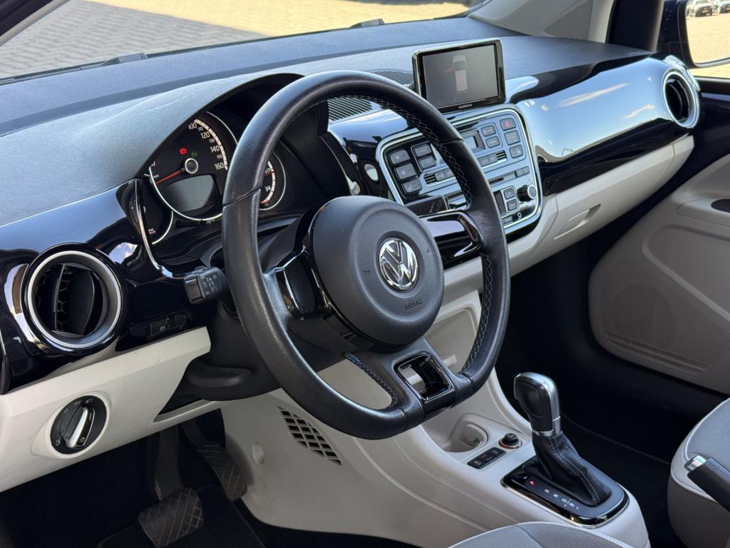 Volkswagen E-up! | pano | stoelverwarming | voorruitverwarming | cruise | d