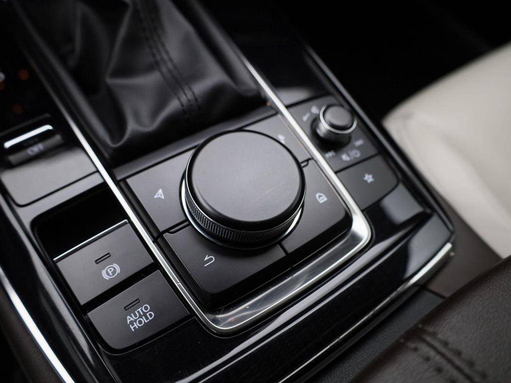 Mazda Cx-30 2.0 e-skyactiv-x m hybrid luxury | automaat | schuif-/kanteldak