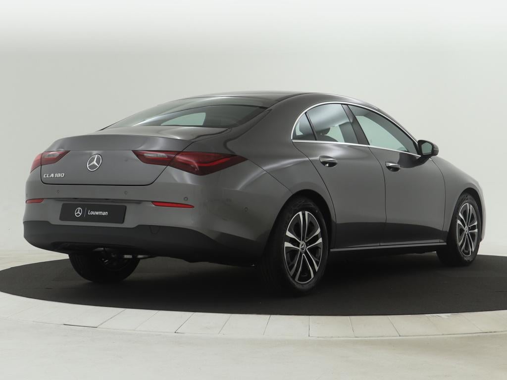 Mercedes-Benz Cla 180 star edition | dodehoekassistent | parkeerpakket met