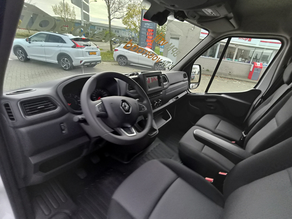Renault Master t35 2.3 dci 135 koelwagen l2h2 comfort uit voorraad leverbaa