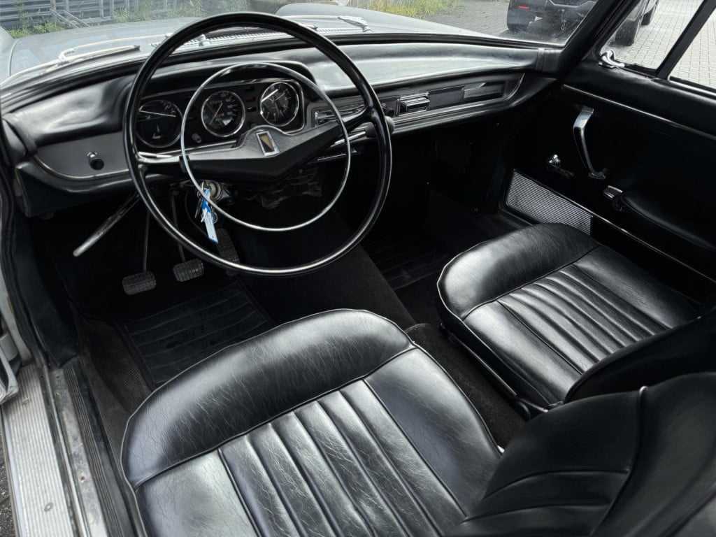 Peugeot Onbekend 404 coupe carburateur