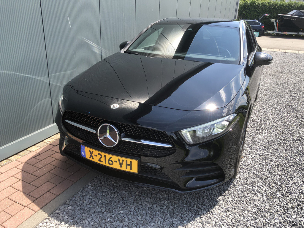 Mercedes-Benz A-Klasse 250 e business solution amg limited