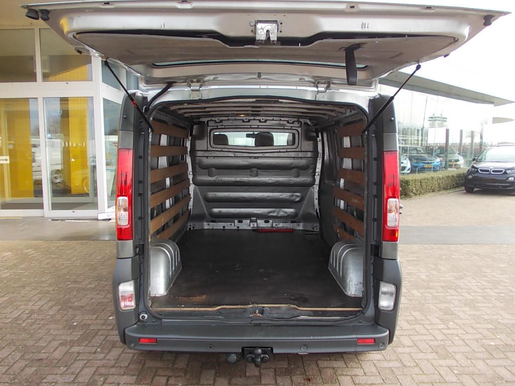 Opel Vivaro 2.0 cdti l2h1 airco, trekhaak 163000 km!!