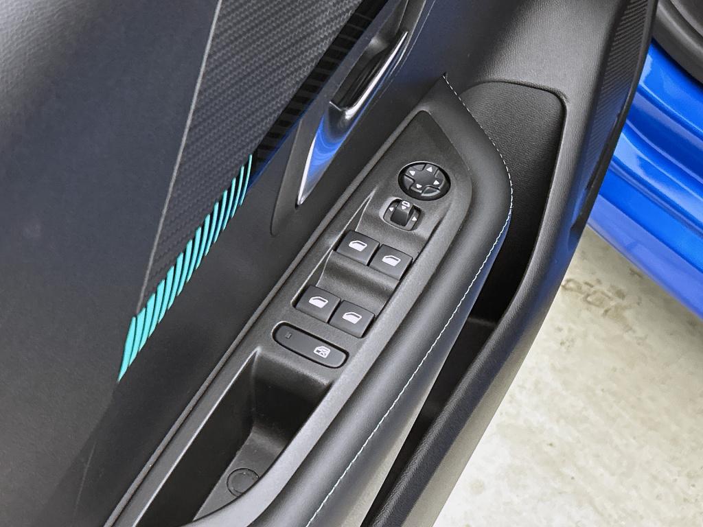 Peugeot 208 100 pk allure pack | rijklaar keyless | camera achter |