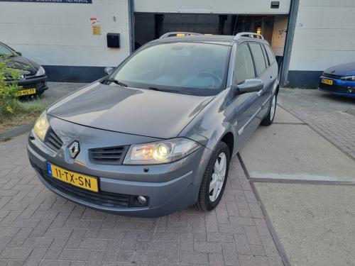 Renault Mégane Grand Tour 2.0-16V Privilège | 2e Eigenaar | Trekhaak