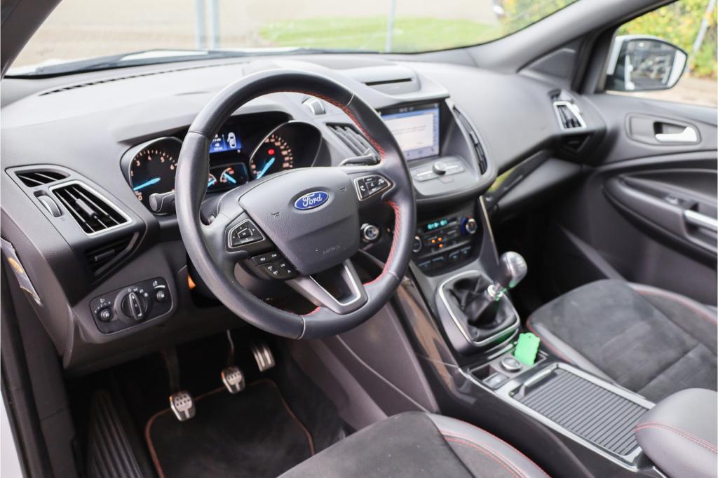 Ford Kuga 1.5 ecoboost st line nav i cam i pdc