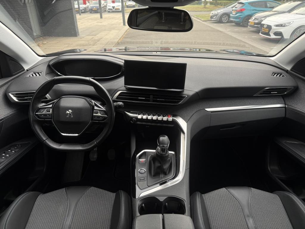 Peugeot 3008 1.2 puretech allure