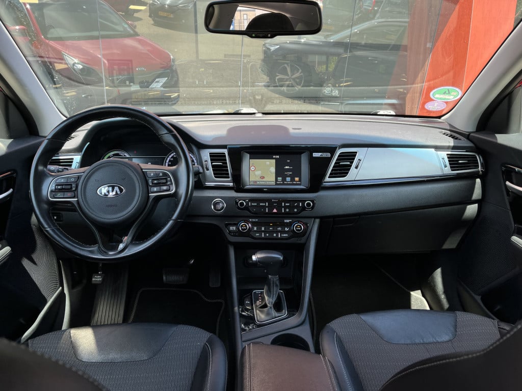 Kia Niro 1.6 gdi hybrid businessline | kanteldak | carplay | camera | trekh