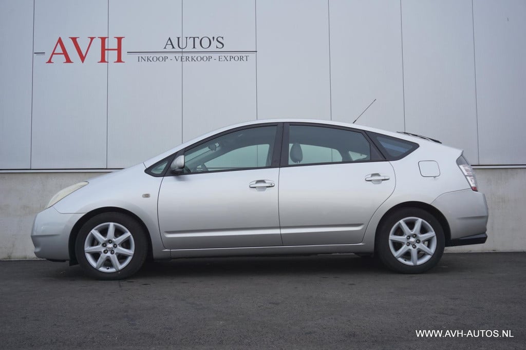 Toyota Prius 1.5 vvt-i