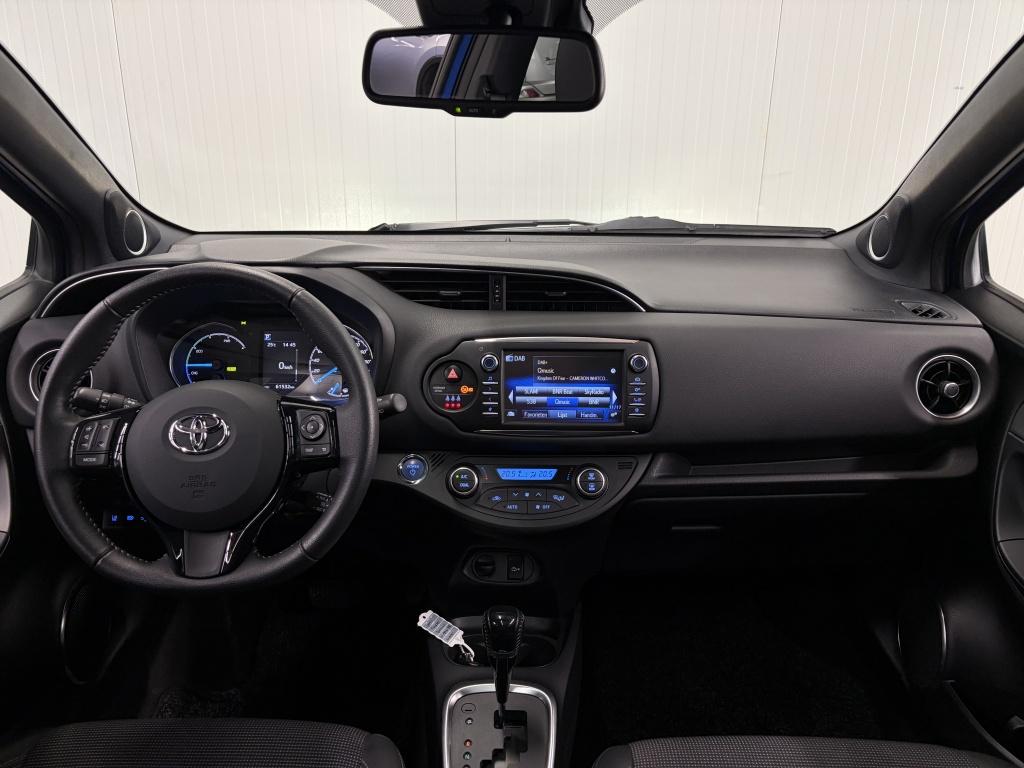 Toyota Yaris 1.5 hybrid executive