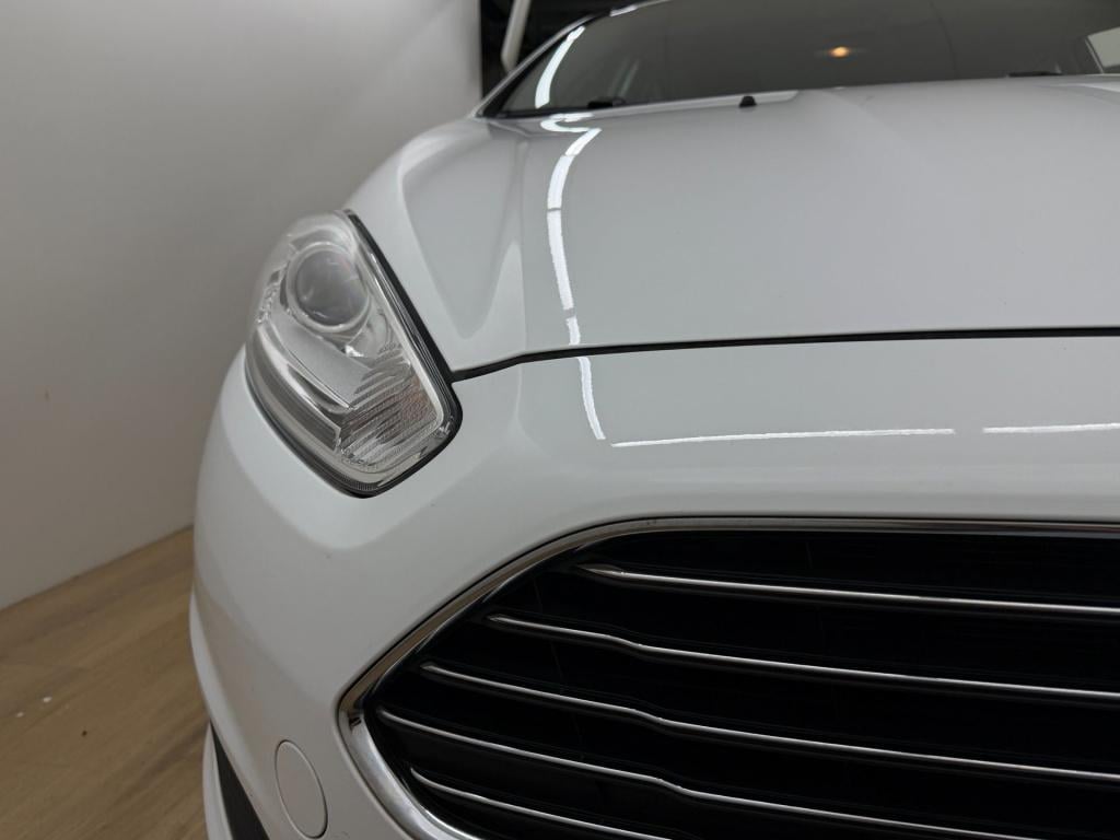 Ford Fiesta occasion 1.0 style | wit | tweedehands ford fiesta | airco | bl