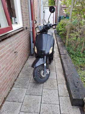 LaSouris scooter