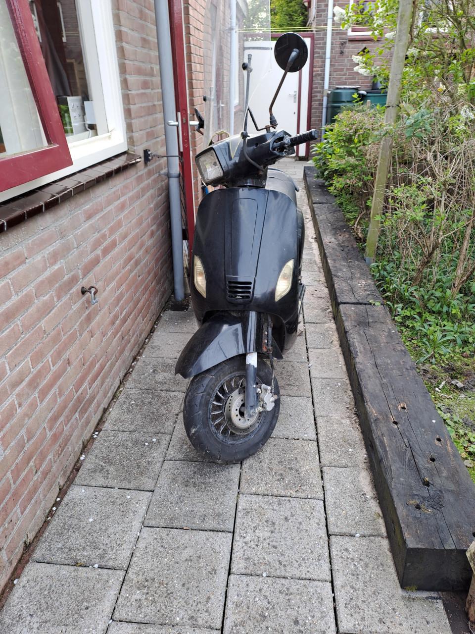 LaSouris scooter