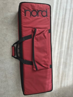 Nord Electro 6d 61 toetsen