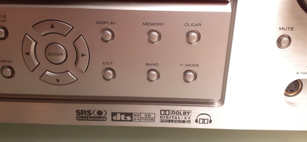 MARANTZ SR-5500 reciever met afstandbediening in nieuw staat