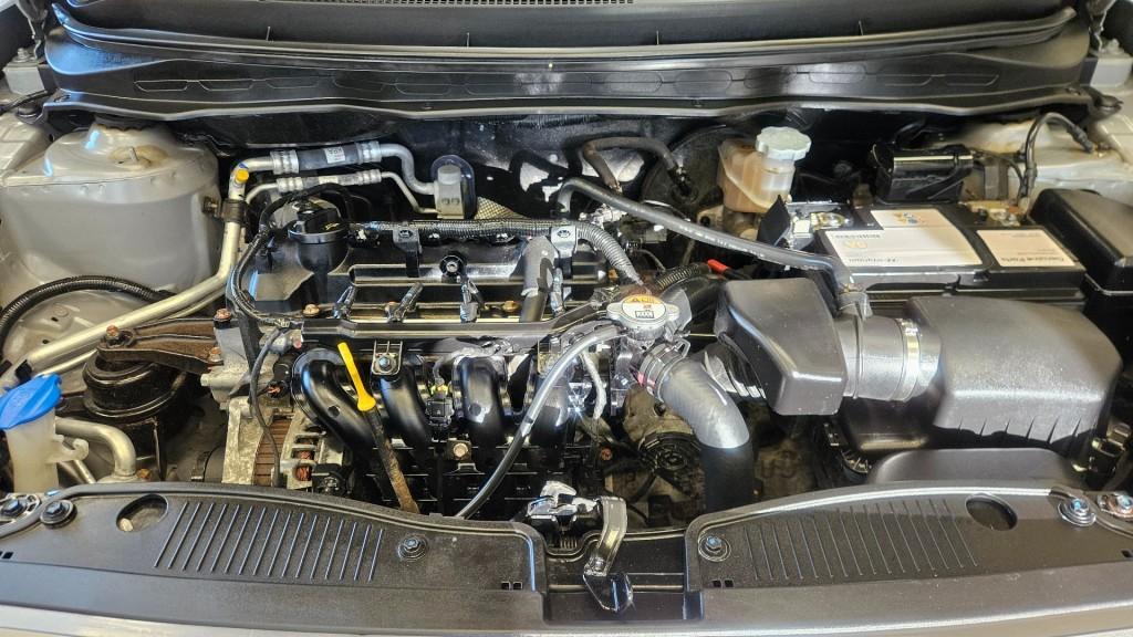 Hyundai I 20 zuinige 1.2i i-drive / nl auto / nap