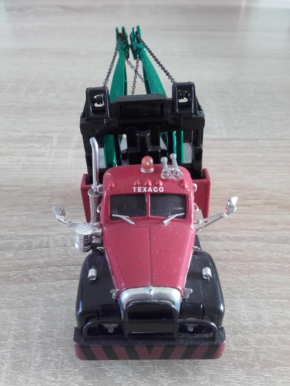 Mack type B takelwagen Corgi toys.