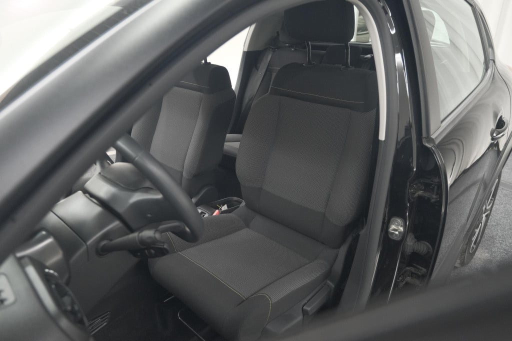 Citroen C3 puretech 82 plus | parkeersensoren | navigatie | apple carplay