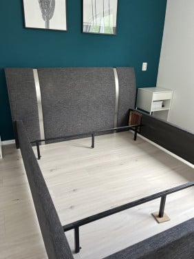 Bedframe 160x200