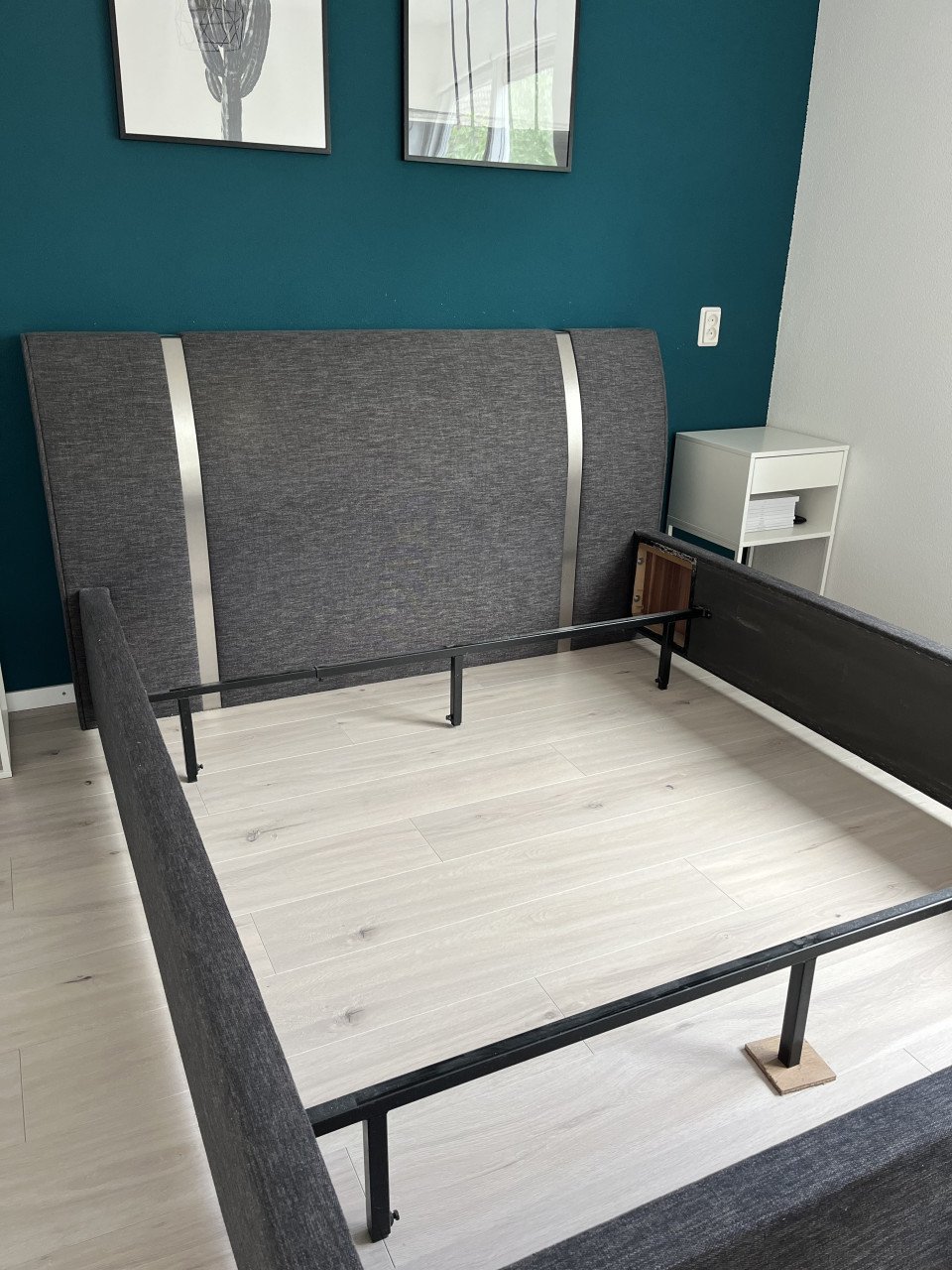 Bedframe 160x200