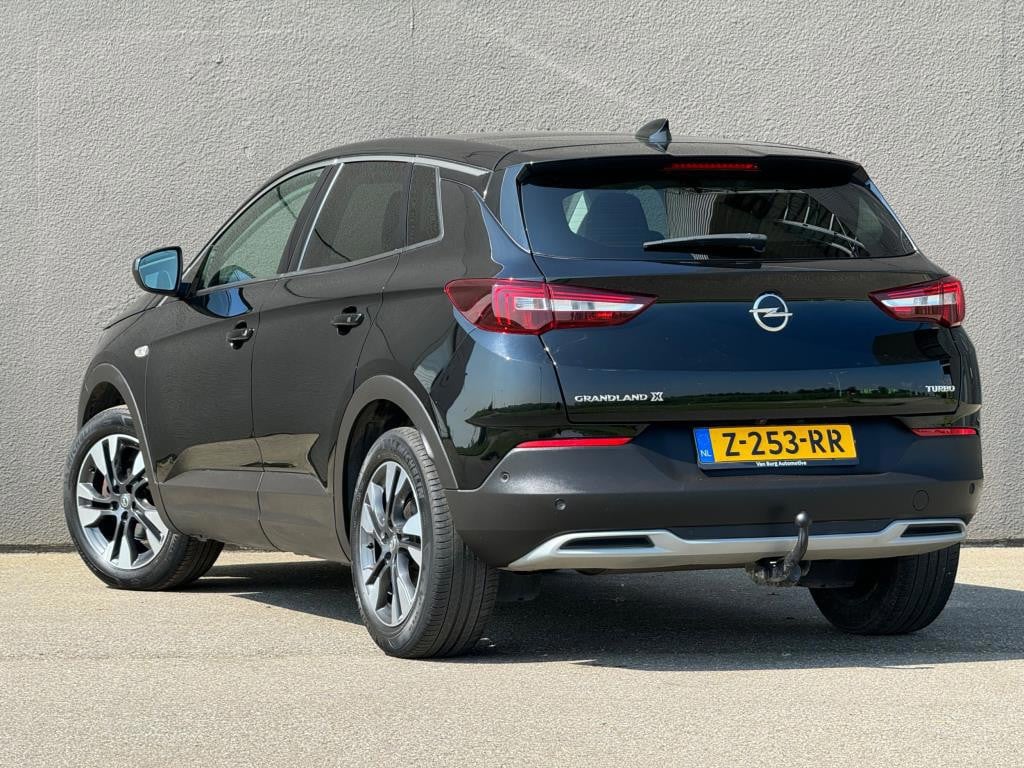 Opel Grandland X 1.2 turbo innovation