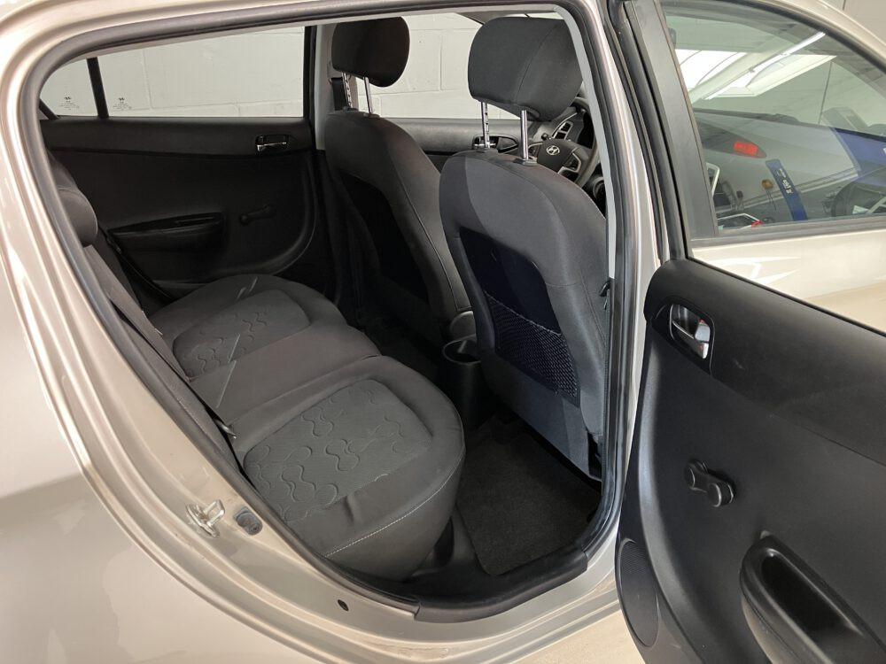 Hyundai i20 1.4 DynamicVersion Automaat